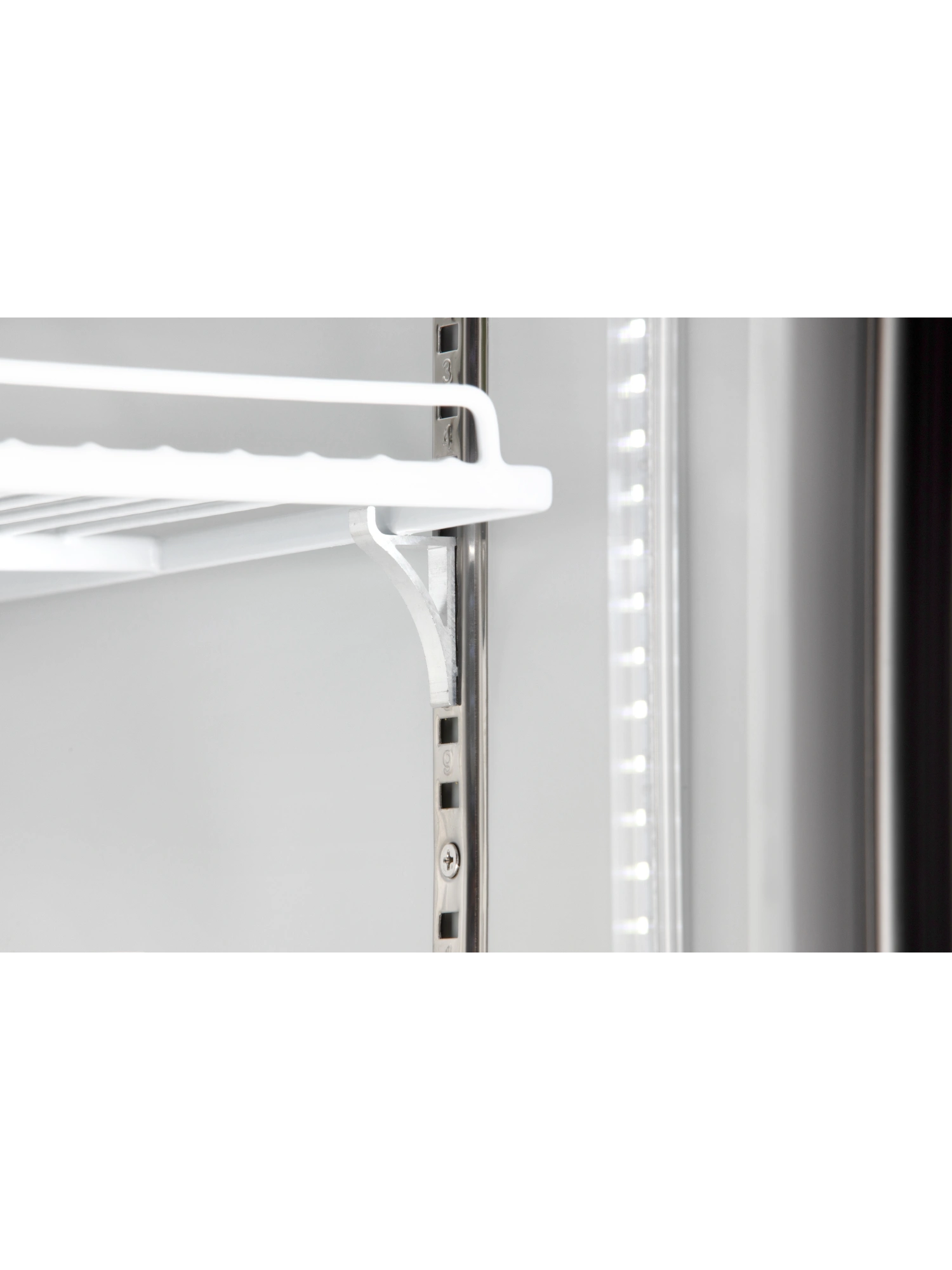  Витрина холодильная NORDFROST RSC 400 GB