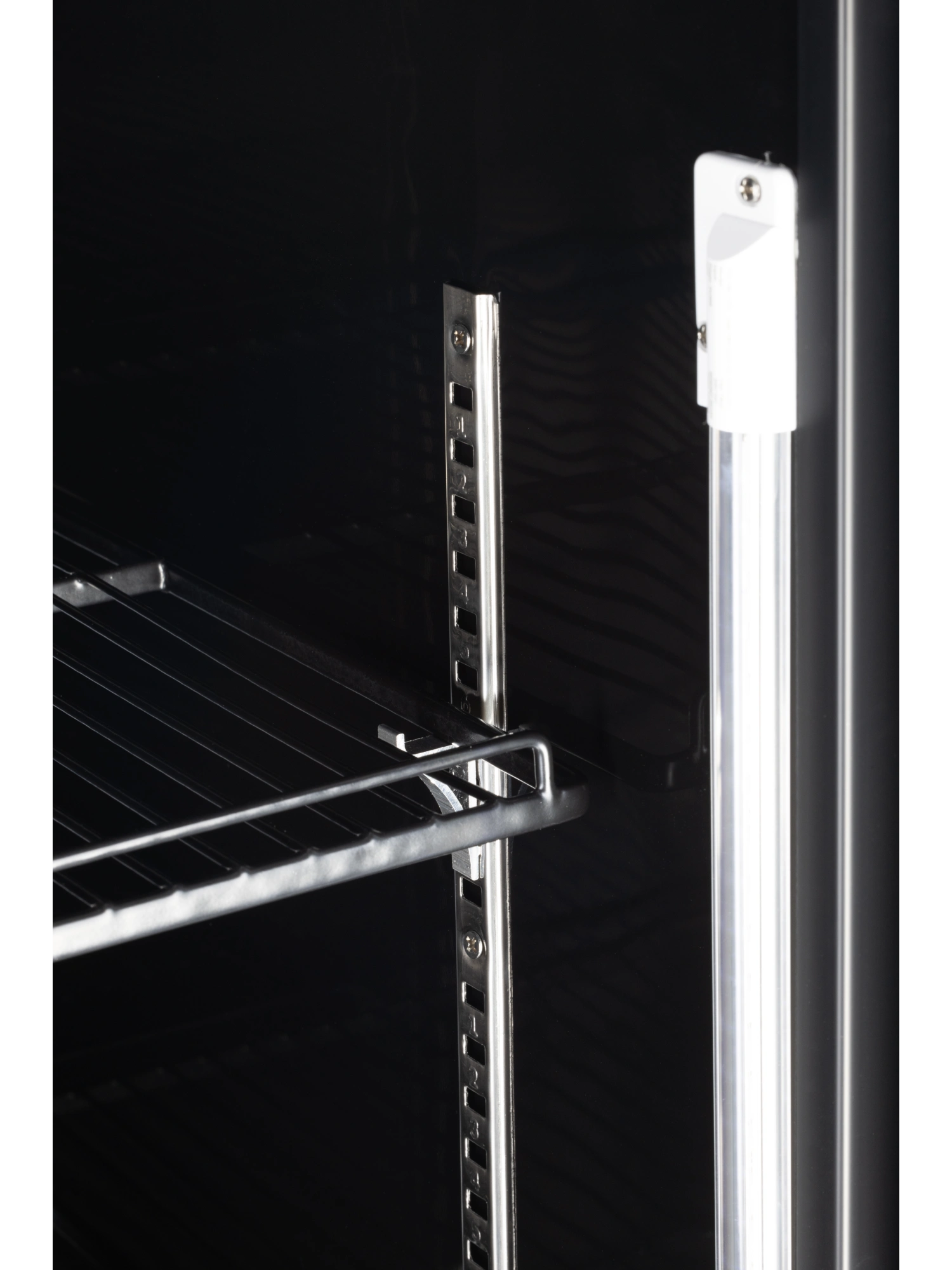  Витрина холодильная NORD RSC 400 GBB